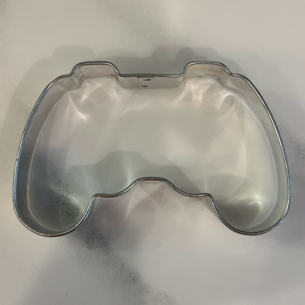 Ann Clark Cookie Cutters Video Game Controller Cookie Cutter, 4" Made in USA